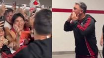 entre lagrimas, los hinchas de river despidieron a gallardo con un pedido especial: no se va entre lagrimas, los hinchas de river despidieron a gallardo con un pedido especial: no se va