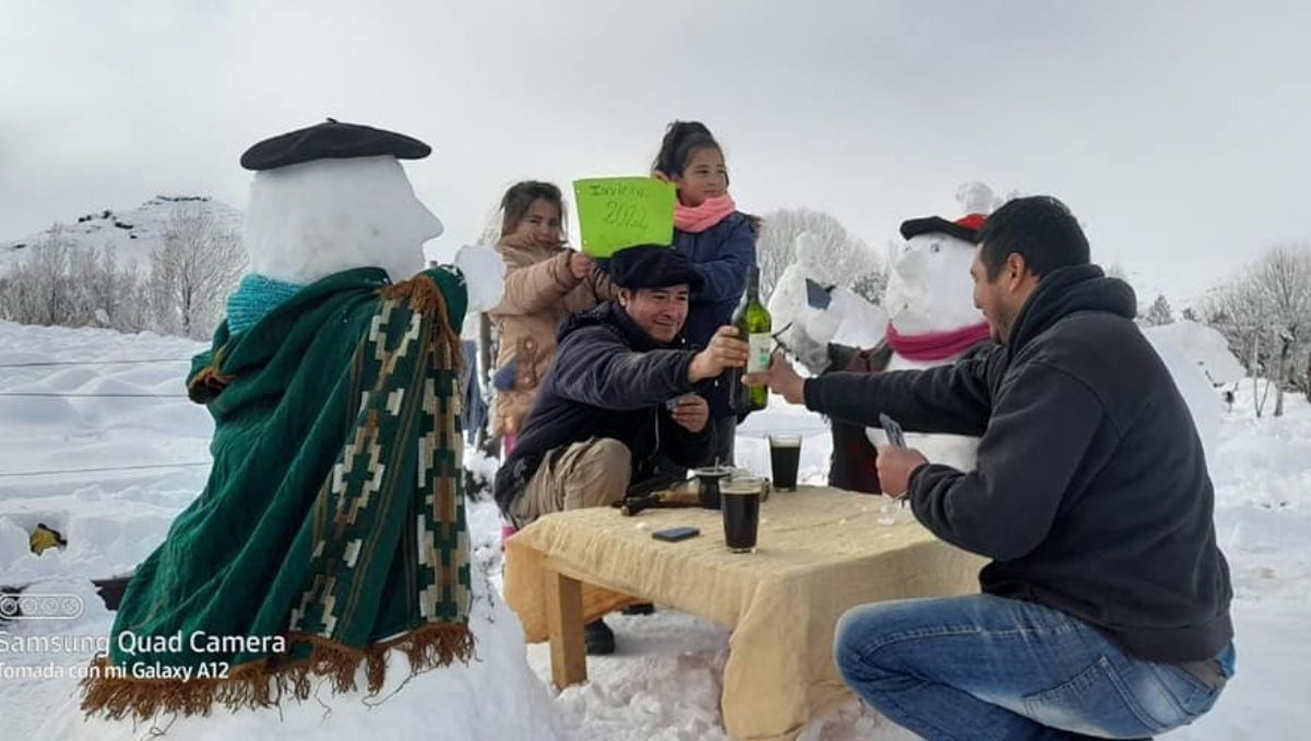 Los muñecos de nieve jugando al truco que se hicieron viral