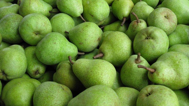 La pera se pagó en góndola 17 veces más de lo que recibió el productor