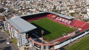 video: el contagioso aliento de los hinchas de cipo en lanus ante velez video: el contagioso aliento de los hinchas de cipo en lanus ante velez