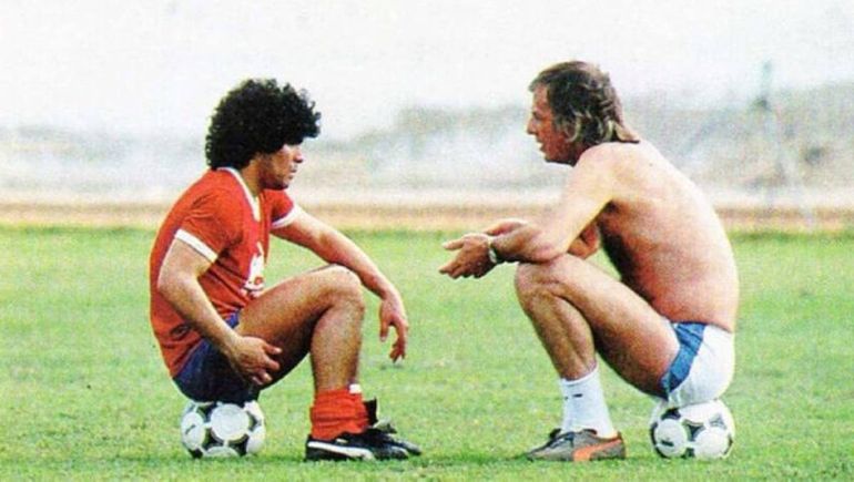 C&eacute;sar Luis Menotti junto a Diego Maradona.