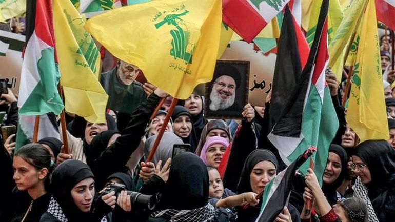 Manifestación de militantes de Hezbollah en Líbano. Manifestación de militantes de Hezbollah en Líbano.