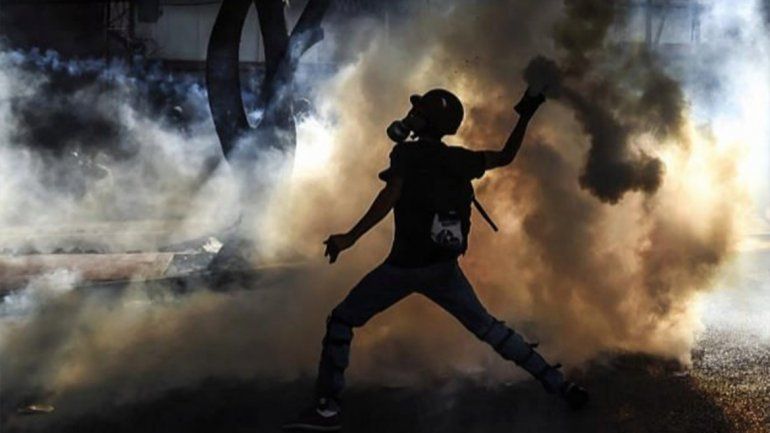 Ya son 57 los muertos en las protestas contra Maduro