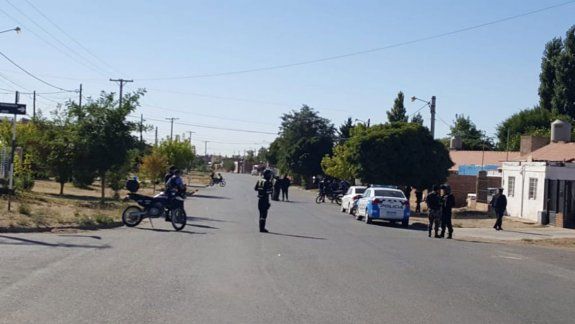 crimen de cerda: demoraron a seis narcos de cutral co