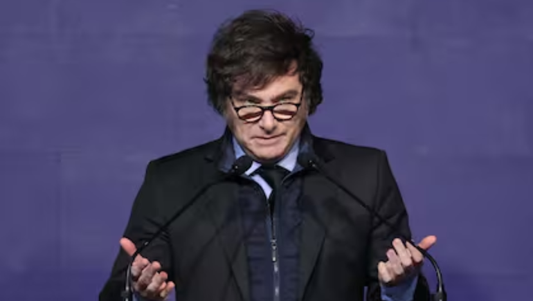 Javier Milei se refirió a la situación de las universidades desde Paraguay