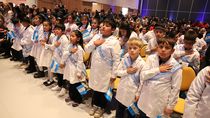 Los alumnos de Neuquén, capital e interior, realizaron la promesa a la bandera en un emotivo acto