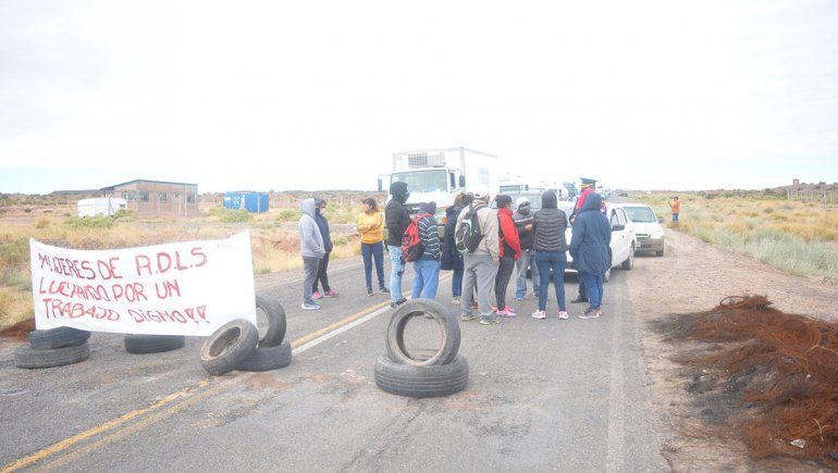 Desocupados cortan la ruta 5 en Rincón de los Sauces