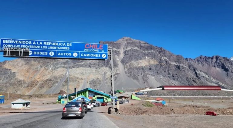 Se trata de una exigencia para vehículos internacionales que circulan por las rutas chilenas.