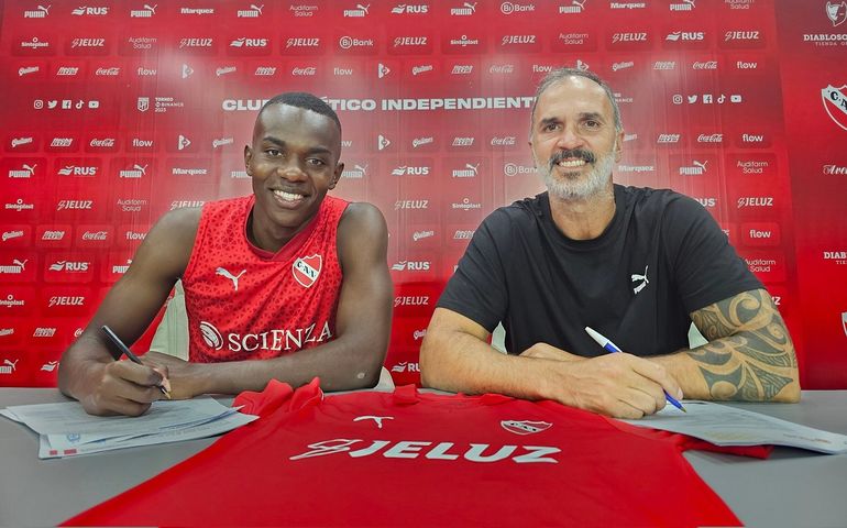 Quiñonez puso la firma este miércoles y ya entrenó con Independiente.&nbsp;