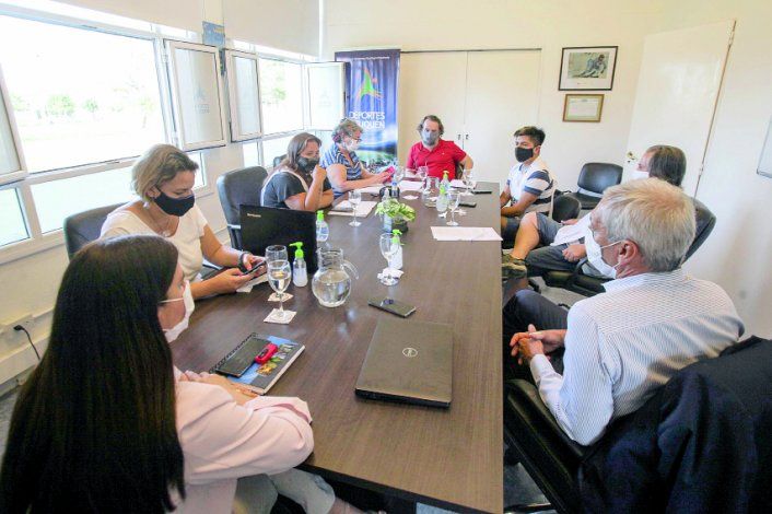 Los representantes del gremio de los docentes se fueron indignados de la reunión con el gobierno de Gutiérrez.