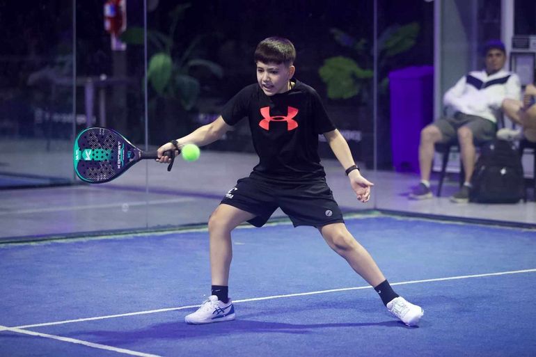 Histórico debut de los selectivos de pádel en el Alto Valle