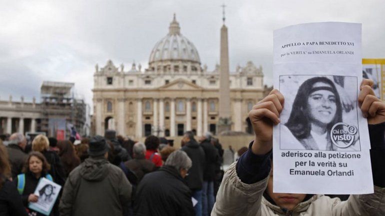 ¿Los restos hallados en el Vaticano son de una joven?