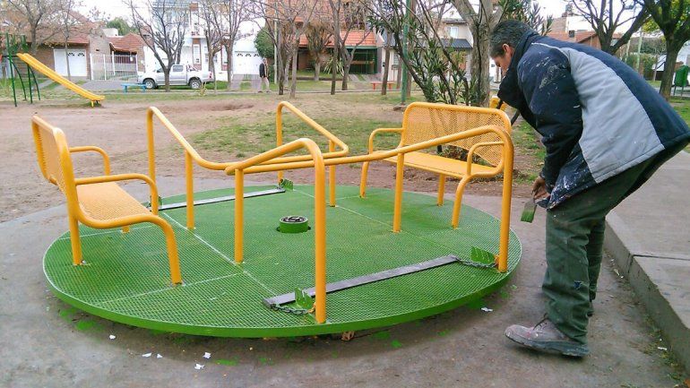 El mantenimiento se hizo en las plazas de tres barrios.&nbsp;