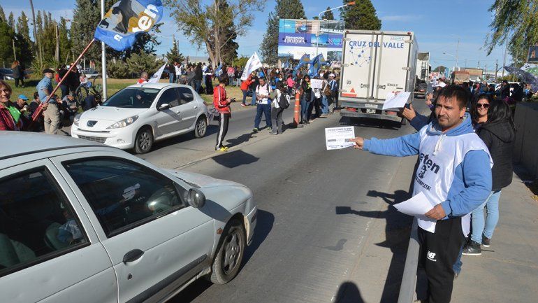 La explosiva suma de todas las protestas, en las rutas neuquinas