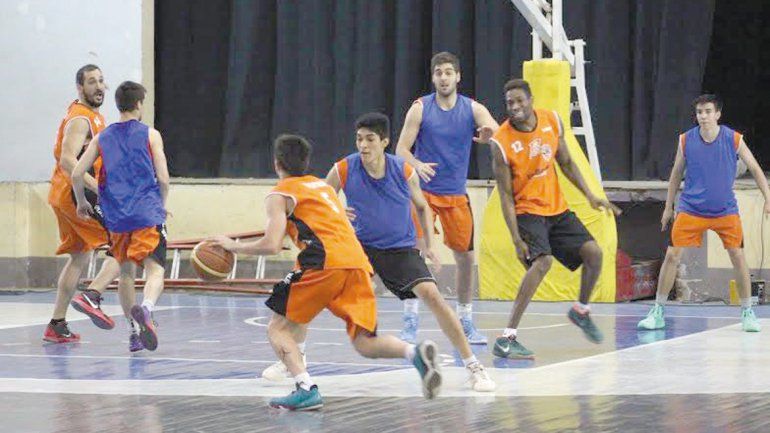 El Matador entrenó duro en la pretemporada de la mano de Daniel Jaule. Jugó cinco amistosos.