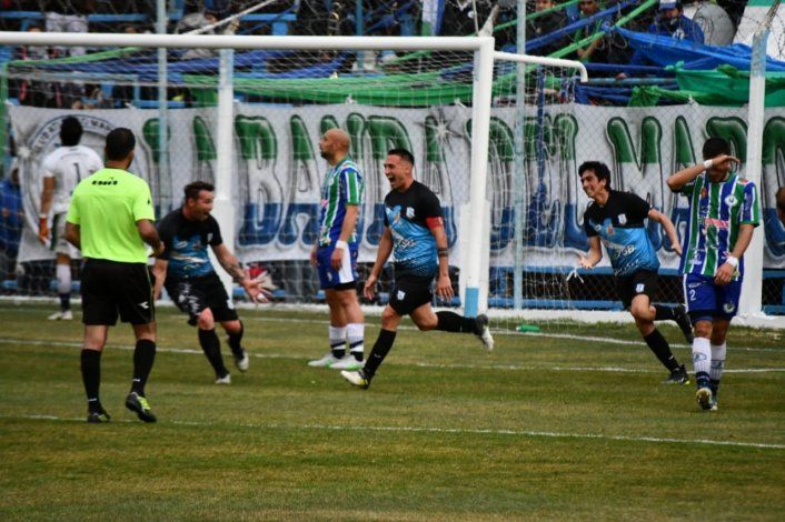 El grito del campeonato. El enorme Hety Rueda.