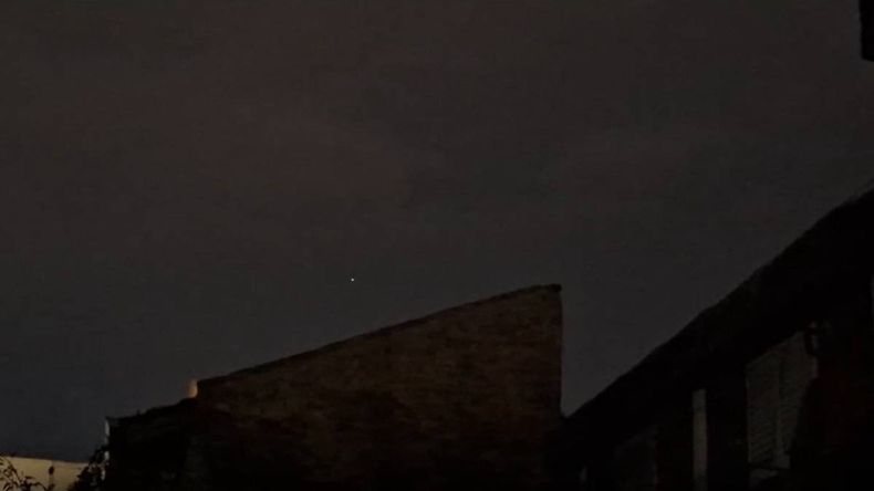 El misterio se adueño de la noche para un vecino de Neuquén.