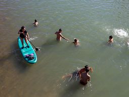 Los balnearios de Neuquén estuvieron colmados durante el fin de semana. Los balnearios de Neuquén estuvieron colmados durante el fin de semana.