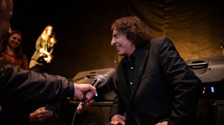 Dolina dejó una noche especial en la Feria del Libro