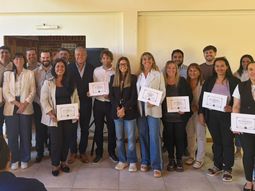 Julieta Corroza sigue a cargo de la presidencia. Julieta Corroza sigue a cargo de la presidencia.