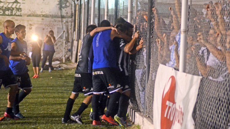 Cipo derrotó 1 a 0 a Villa Mitre en La Visera y se prendió arriba