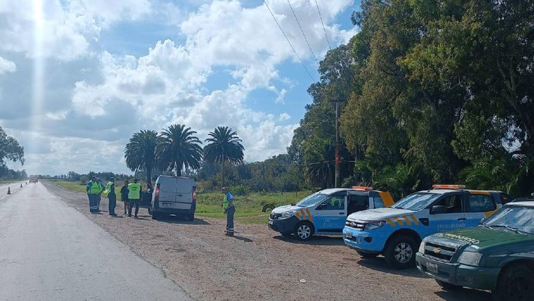 La camioneta fue hallada en un control 48 horas después del robo en Centenario. Estaba en la provincia de Buenos Aires. La camioneta fue hallada en un control 48 horas después del robo en Centenario. Estaba en la provincia de Buenos Aires.