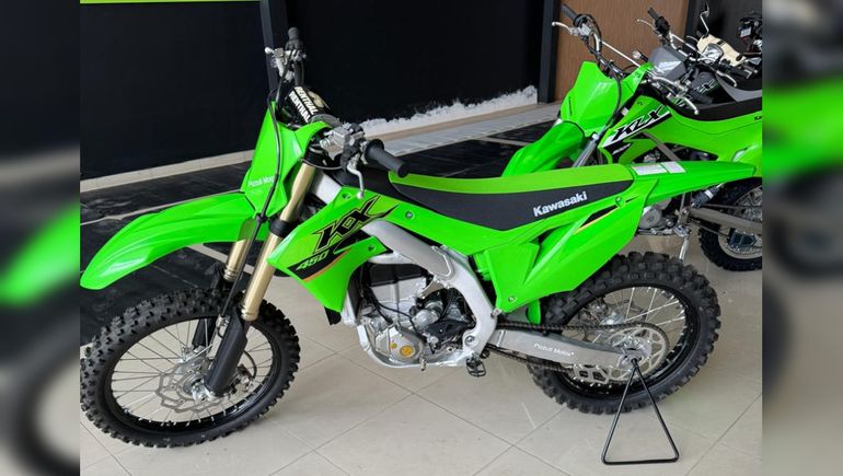 La moto robada. El dueño del comercio ofrece una recompensa por ella.