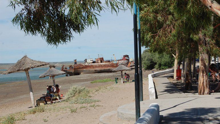 La vieja costanera  de San Antonio seduce al turismo