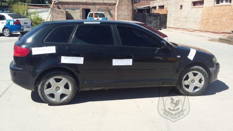 El Audi A3 negro quedó a disposición del Tribunal de Faltas municipal.