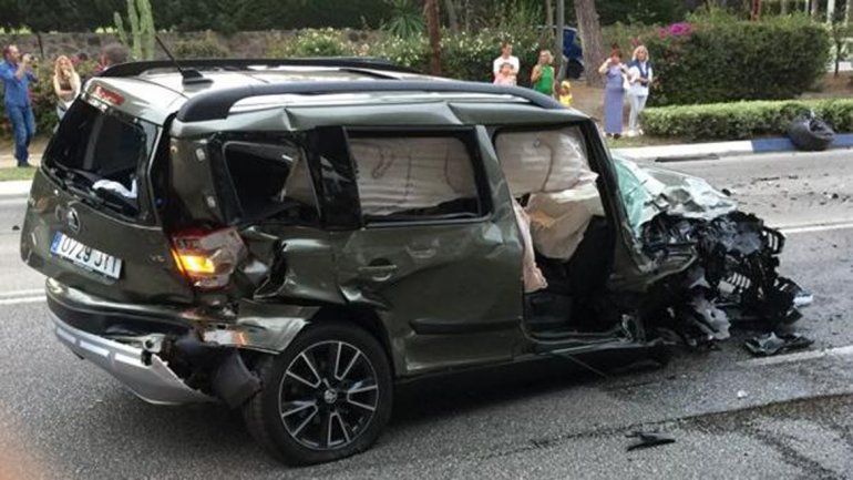 El conductor manejaba una 4x4: él y su acompañante están presos.