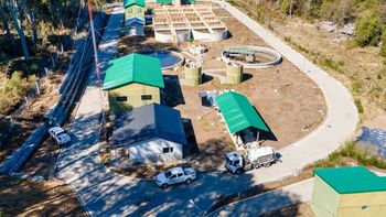 provincia licita una obra fundamental para el cuidado del ambiente en villa la angostura