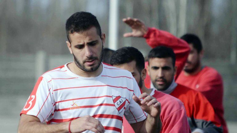 El Rojo ya está en Bahía para intentar dar un batacazo ante Olimpo.