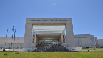 enfermeros paran por 24 horas por la ley de carrera profesional enfermeros paran por 24 horas por la ley de carrera profesional