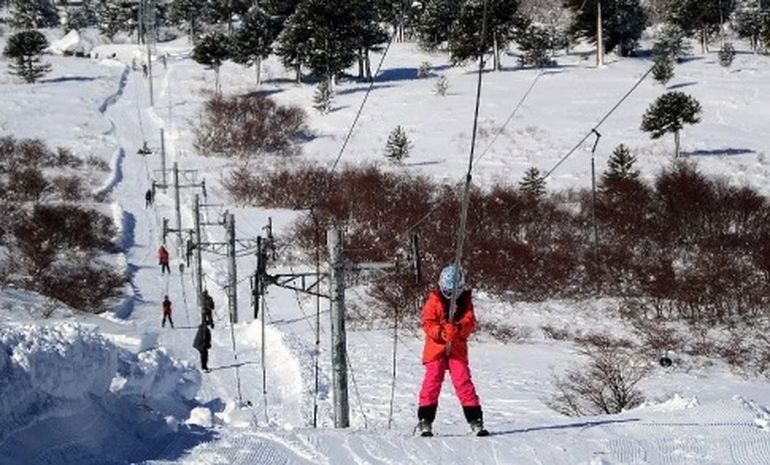 Caviahue abre su centro de esquí con una tremenda nevada