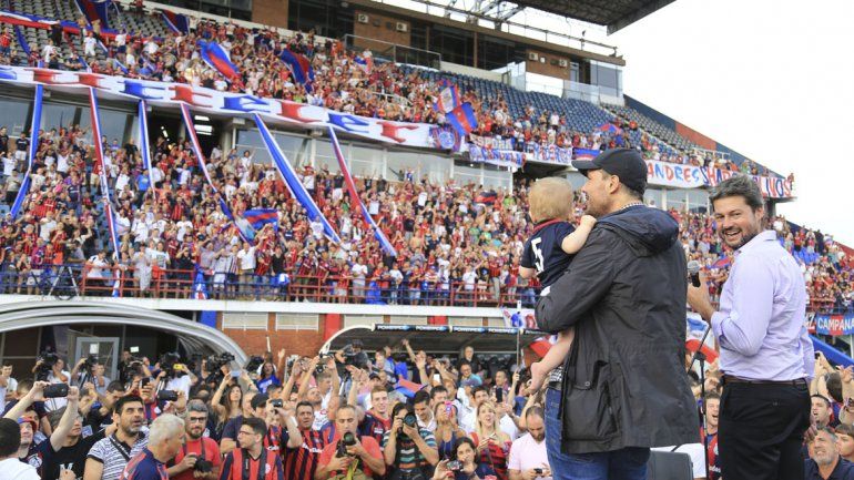Carrefour aceptó la oferta y San Lorenzo volverá a Boedo