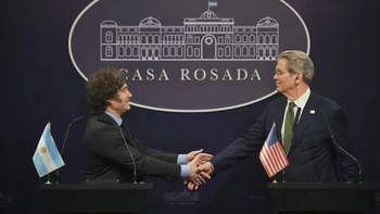 Scott Bessent destacó los resultados iniciales del acuerdo y aseguró que la operación “ya generó una ganancia”. Scott Bessent destacó los resultados iniciales del acuerdo y aseguró que la operación “ya generó una ganancia”.