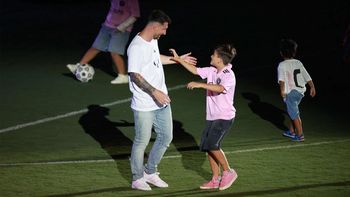 debuto el heredero de lionel messi: thiago jugo su primer partido en inter miami debuto el heredero de lionel messi: thiago jugo su primer partido en inter miami