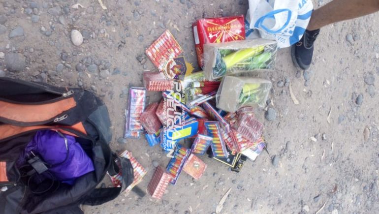 Lo detuvieron con droga, municiones y pirotecnia