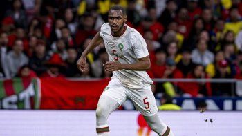 Iba a jugar con otra selección pero lo convencieron de ir a Marruecos: la historia del jugador que amargó a Países Bajos. Iba a jugar con otra selección pero lo convencieron de ir a Marruecos: la historia del jugador que amargó a Países Bajos.