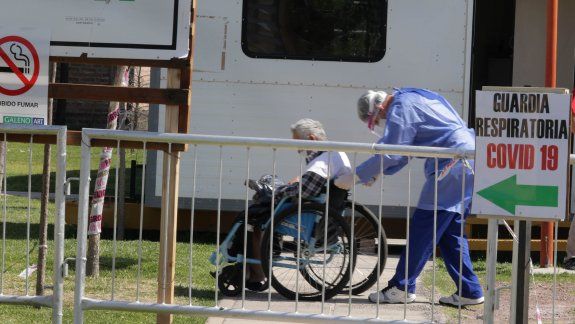 El hospital de Centenario tiene un ala Covid independiente. Sólo para internados sin respirador