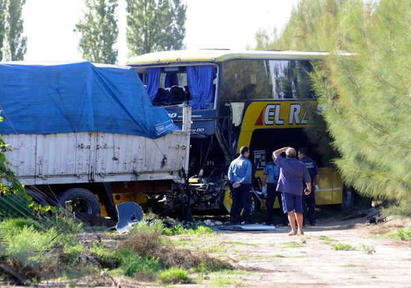 Trágico choque en una ruta de Mendoza
