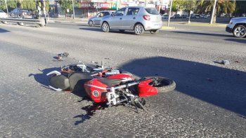 caos de transito en ruta 22 y olascoaga por un choque caos de transito en ruta 22 y olascoaga por un choque
