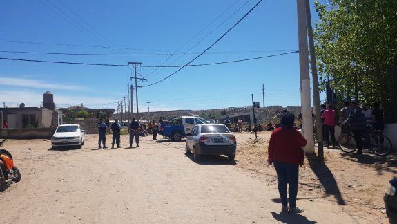 Conmoción en el Oeste: murió un joven motociclista tras chocar contra un colectivo