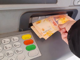 En el caso de haber trabajado el viernes 13 de octubre, que fue un feriado con fines turísticos, los trabajadores recibirán un abono igual que cualquier otro feriado.
