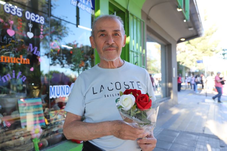 Raúl conoció como pocos la noche neuquina. | LM Neuquen Raúl conoció como pocos la noche neuquina.