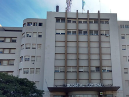 Un preso intentó darse a la fuga desde un hospital y murió tras caer de un tercer piso Un preso intentó darse a la fuga desde un hospital y murió tras caer de un tercer piso