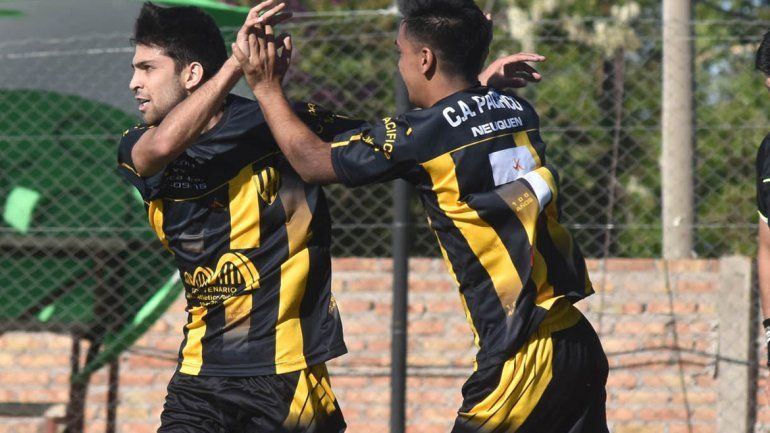 Centenario quiere pasar a las semifinales en Cutral Co.