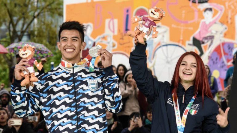 Carbajal ganó la medalla plateada en los Juegos Olímpicos de la Juventud