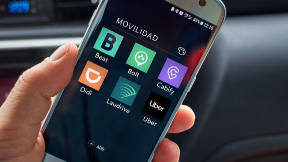 Oportunidad laboral: crece el uso de apps de movilidad