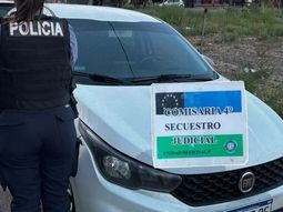 El vehículo tenía pedido de secuestro en La Plata y lo encontraron en el centro de Cipolletti.